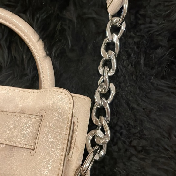 Michael Kors Hamilton Vanilla bag - Picture 4 of 16